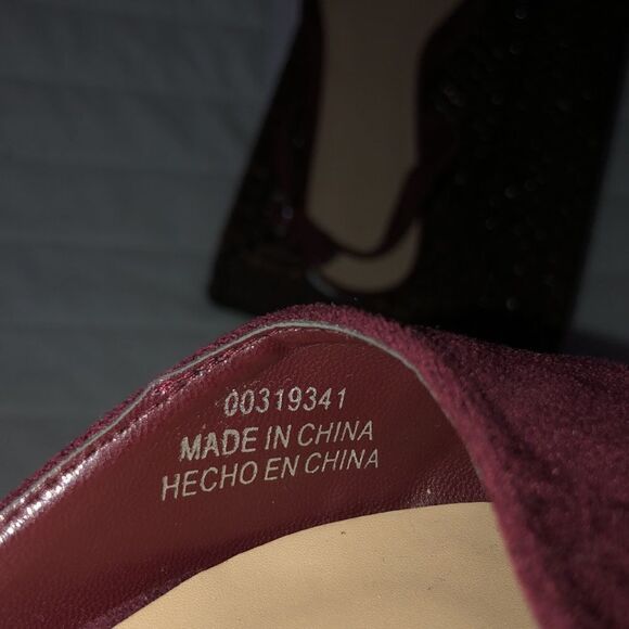 F21 7 Burgundy Faux Suede Pointy Toe Sling Back Flats - Picture 7 of 10